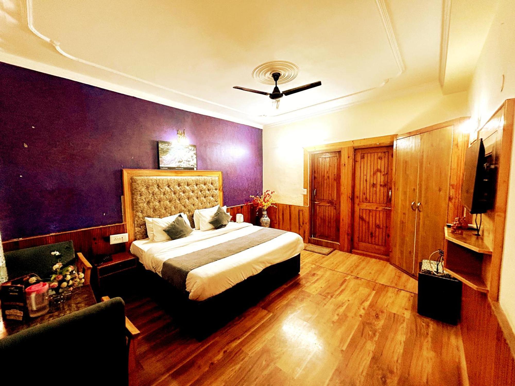 Elena Aastha - Valley View Rooms - Manali (Himachal Pradesh) — Photos 3